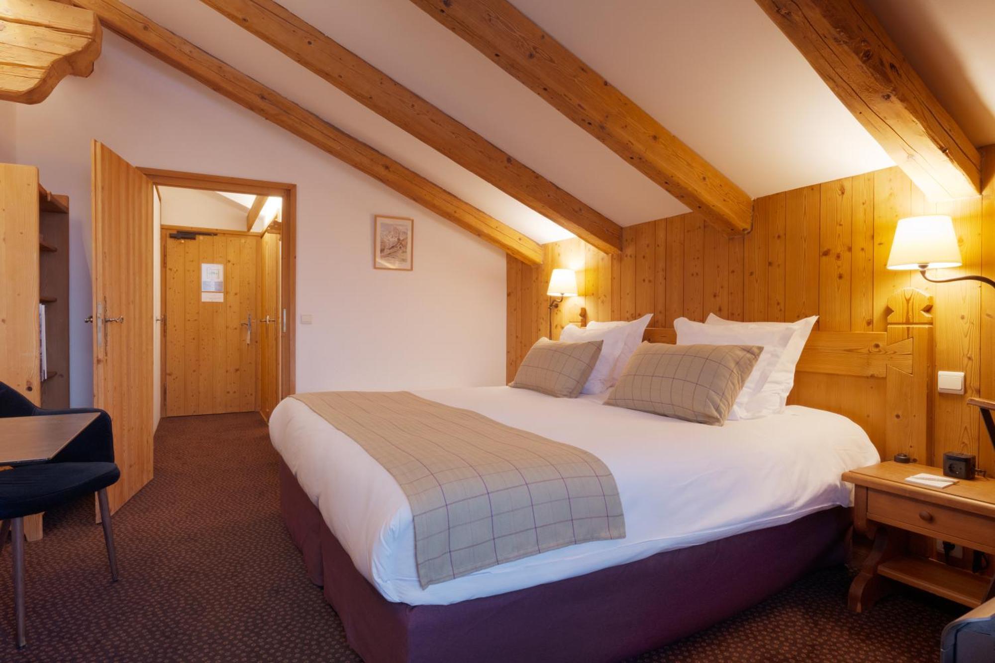 La Ferme Du Golf Otel Megève Oda fotoğraf