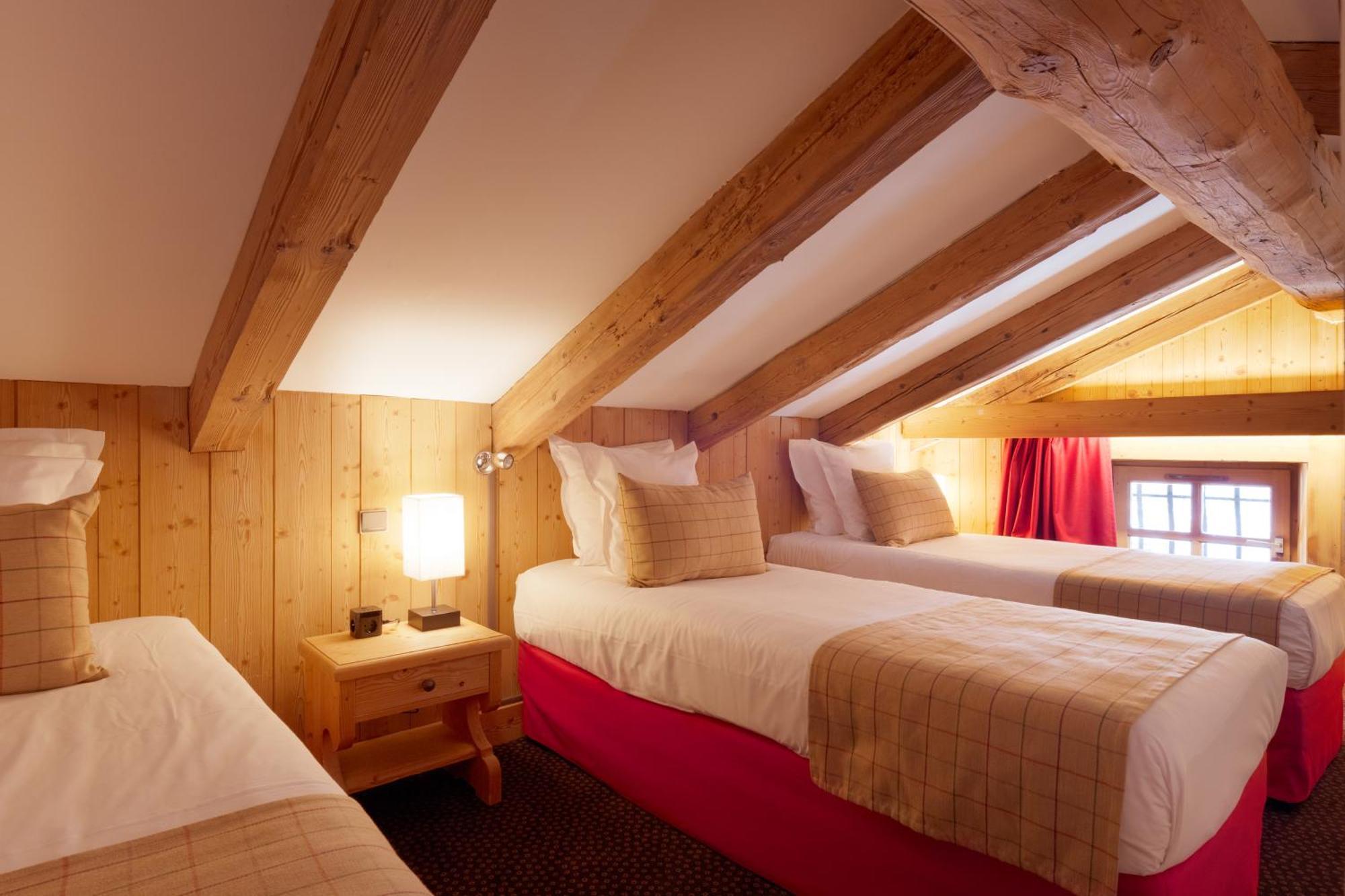 La Ferme Du Golf Otel Megève Oda fotoğraf
