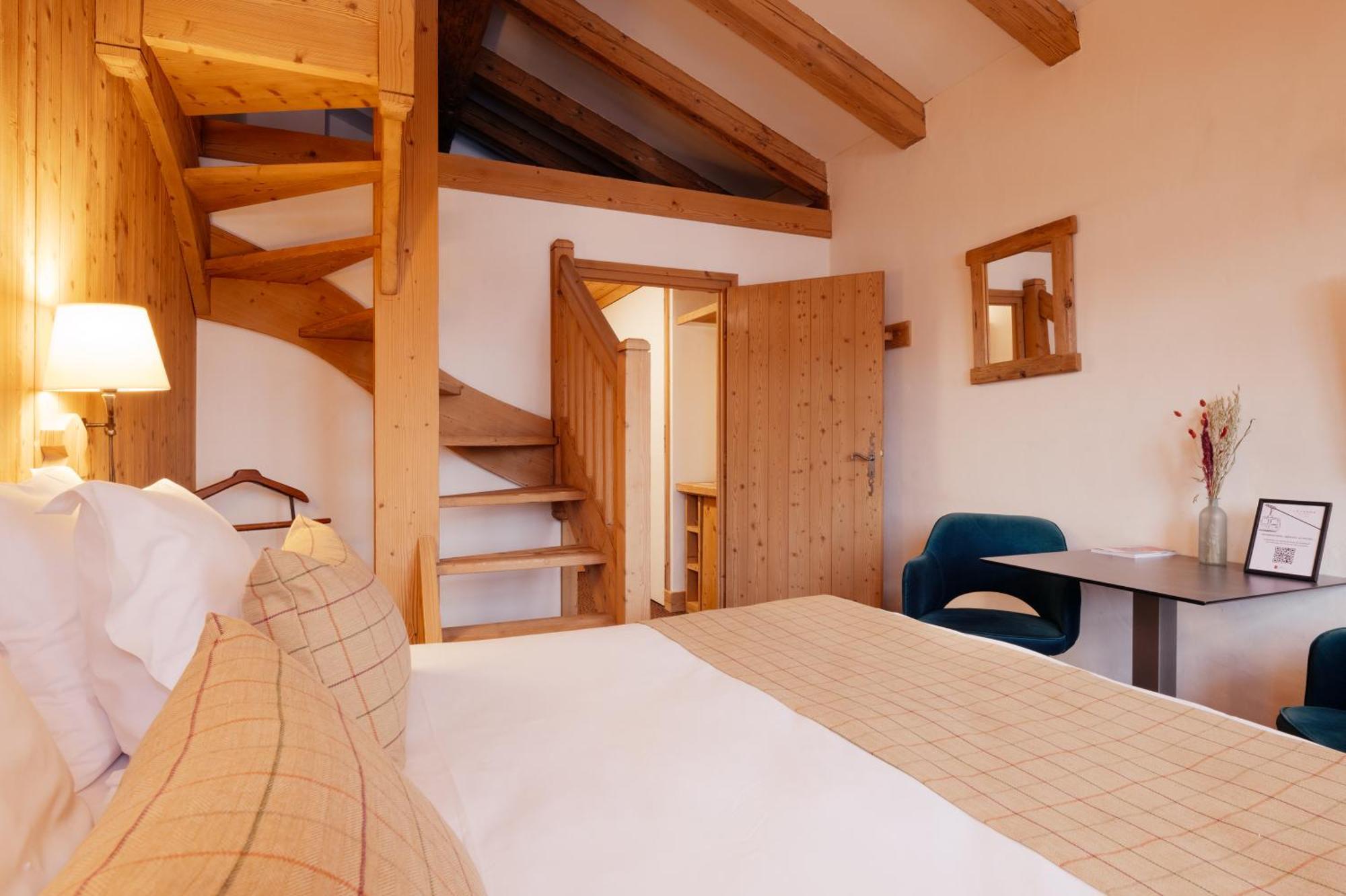 La Ferme Du Golf Otel Megève Oda fotoğraf